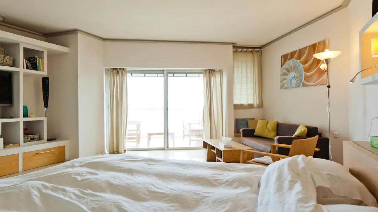 Luxury Sea View Apartment Herzelia Esterno foto