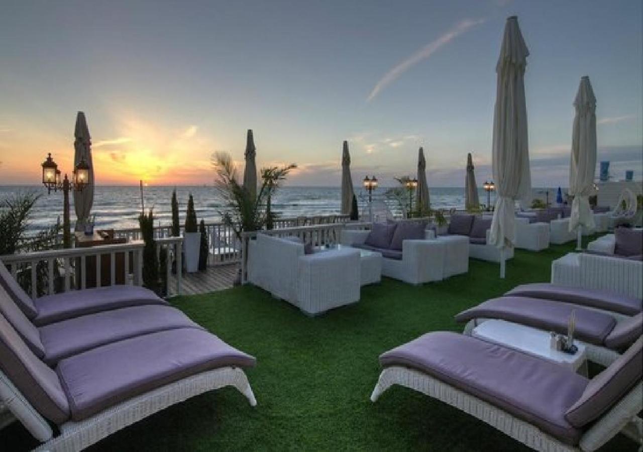 Luxury Sea View Apartment Herzelia Esterno foto